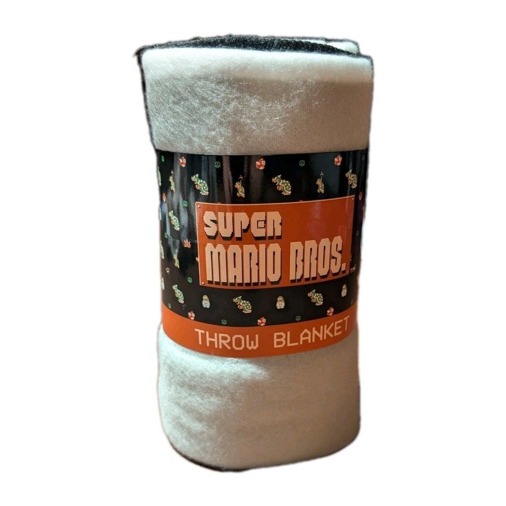 Super Mario Bros Throw‎ Blanket Nintendo CultureFly Retro Gamer Gift NWT